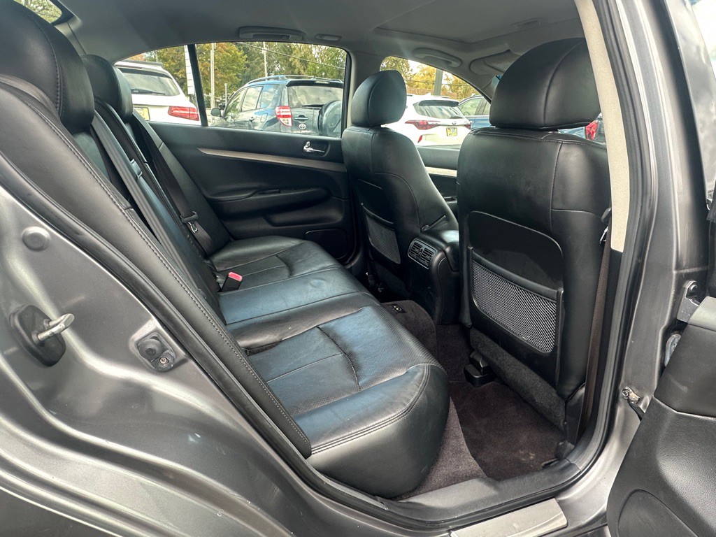 2013 INFINITI G37 Image 20