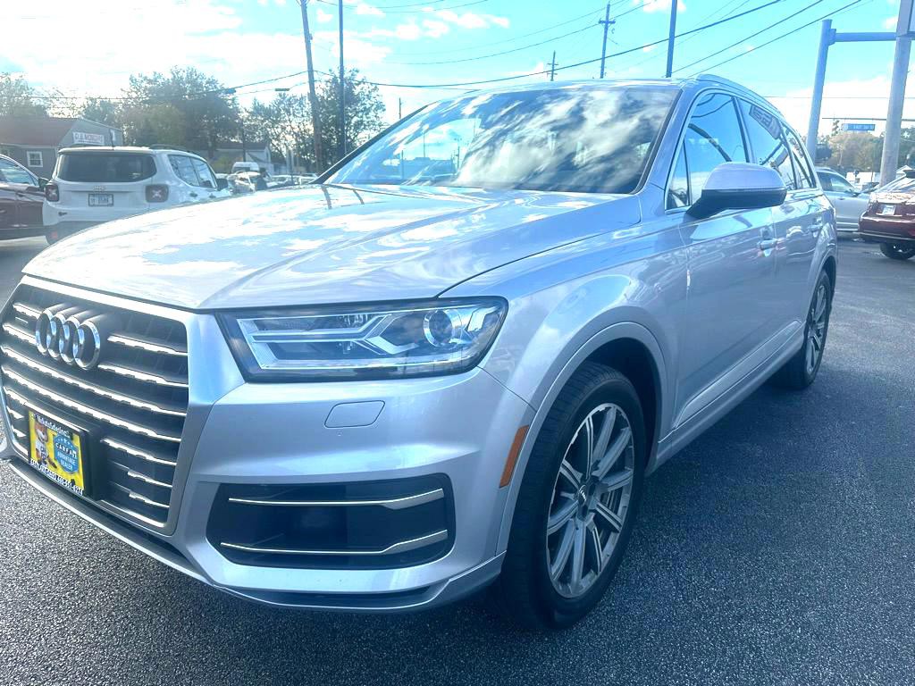 2018 Audi Q7 Image 1