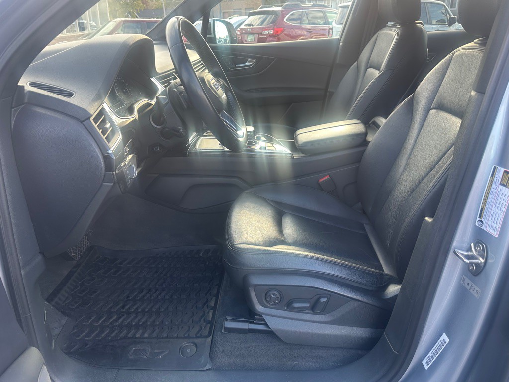 2018 Audi Q7 Image 24