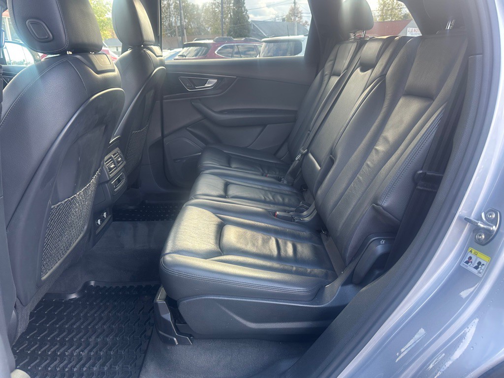 2018 Audi Q7 Image 26