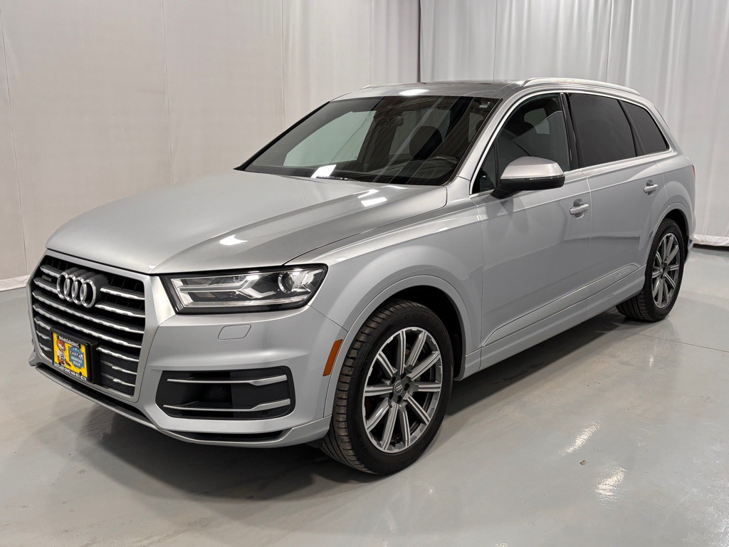 2018 Audi Q7 Image 1