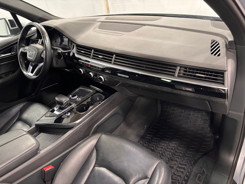 2018 Audi Q7 Image 17