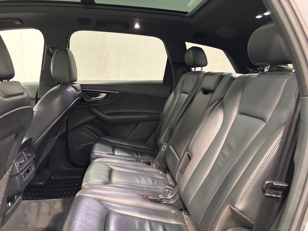 2018 Audi Q7 Image 22