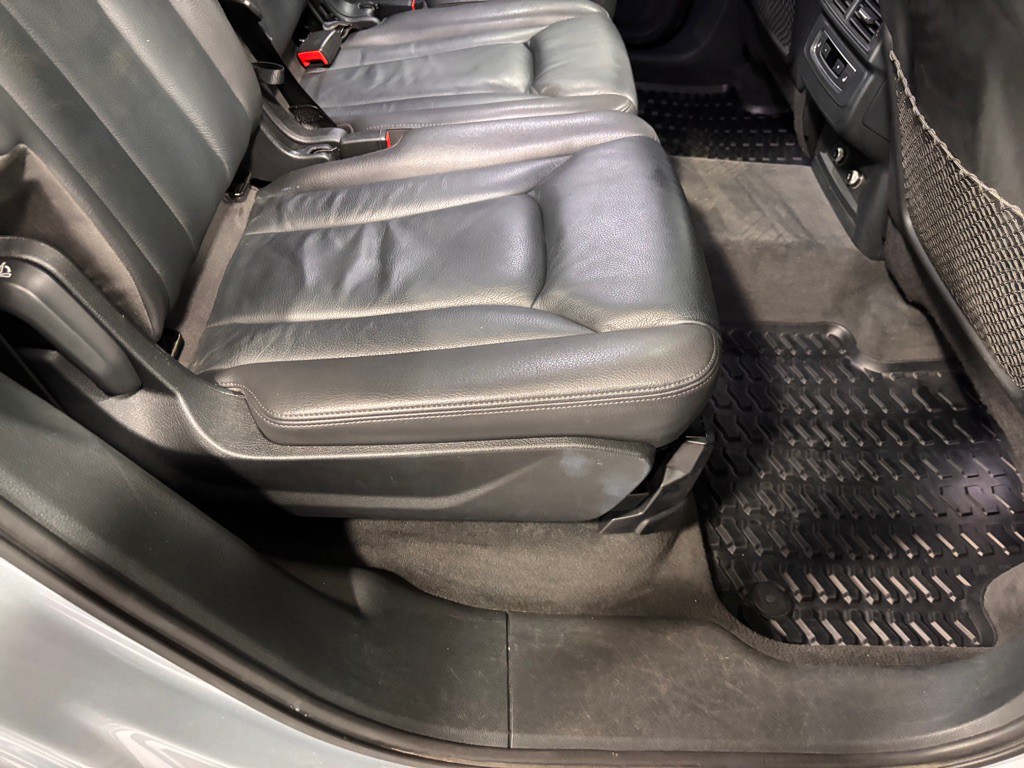 2018 Audi Q7 Image 24