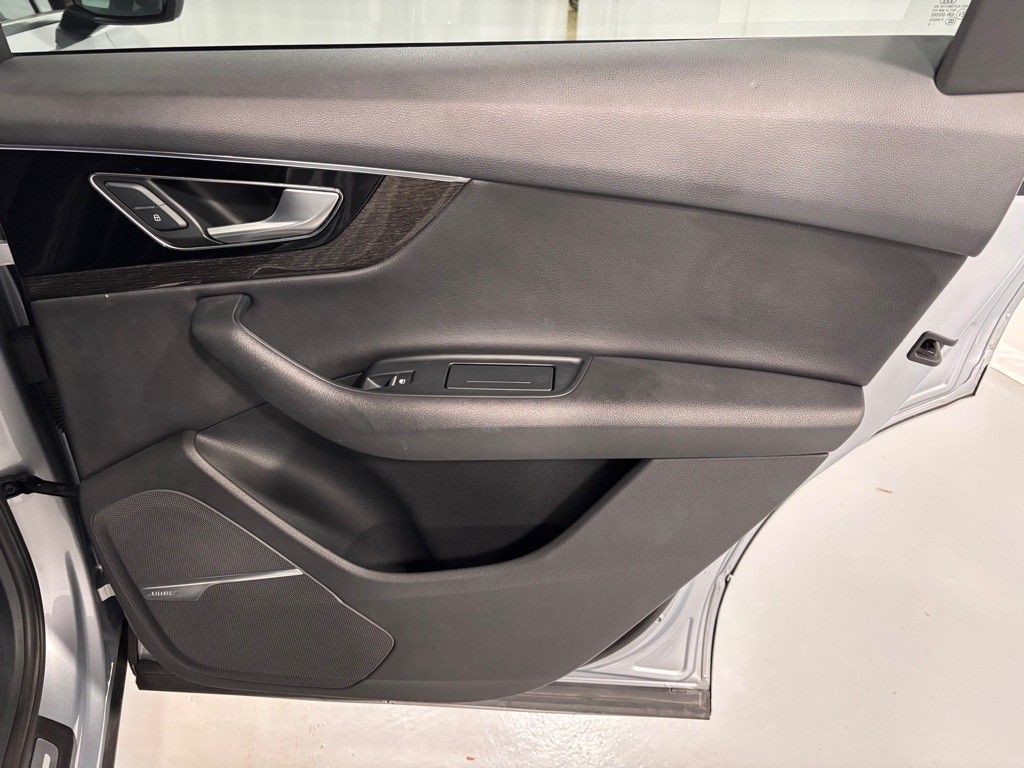 2018 Audi Q7 Image 27
