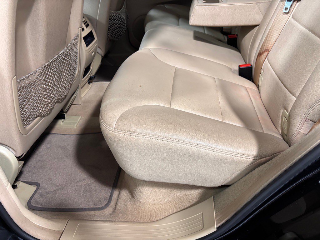 2010 Mercedes-Benz M-Class Image 21