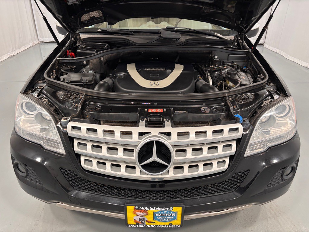 2010 Mercedes-Benz M-Class Image 29