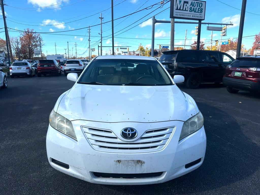 2009 Toyota Camry Image 2