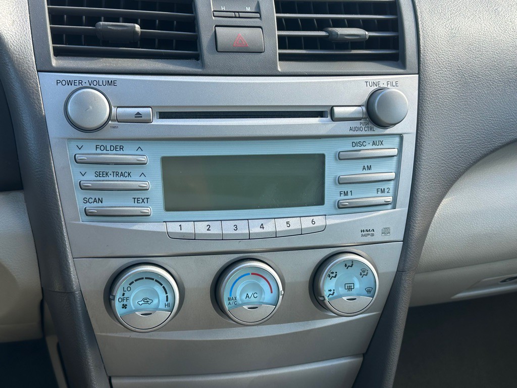 2009 Toyota Camry Image 11