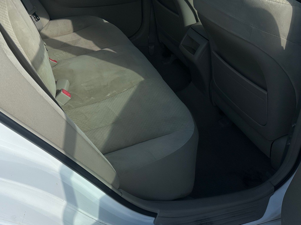 2009 Toyota Camry Image 16