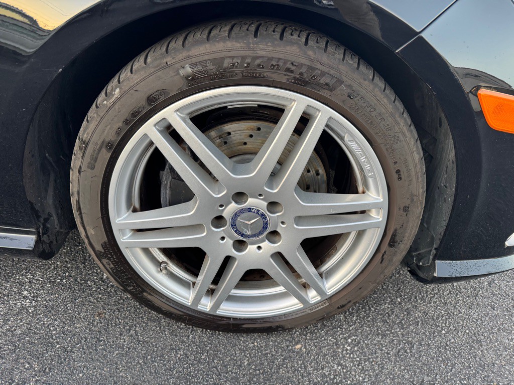 2010 Mercedes-Benz E-Class Image 10