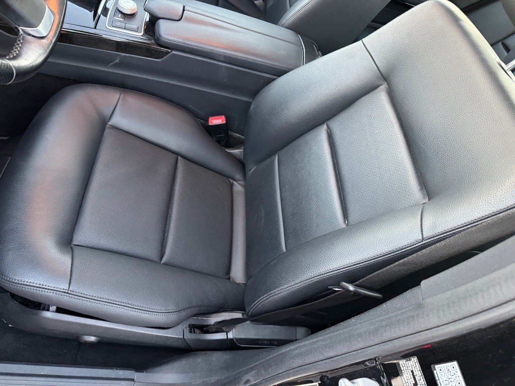 2010 Mercedes-Benz E-Class Image 19