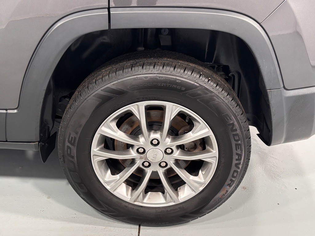 2019 Jeep Cherokee Image 31