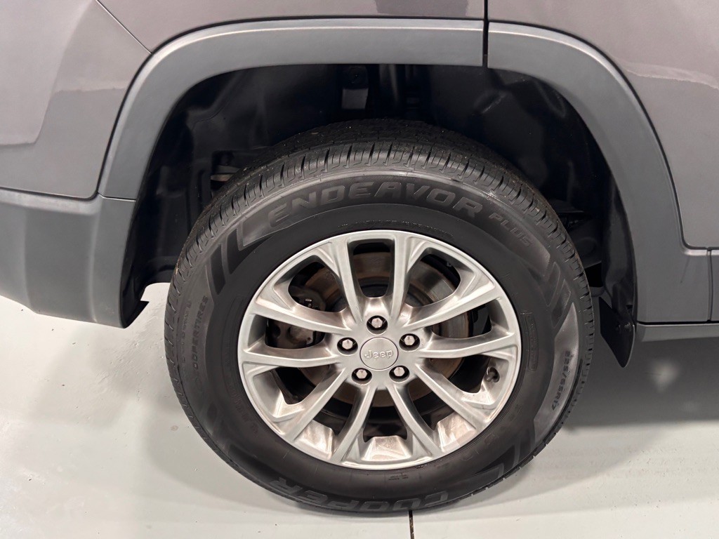 2019 Jeep Cherokee Image 33