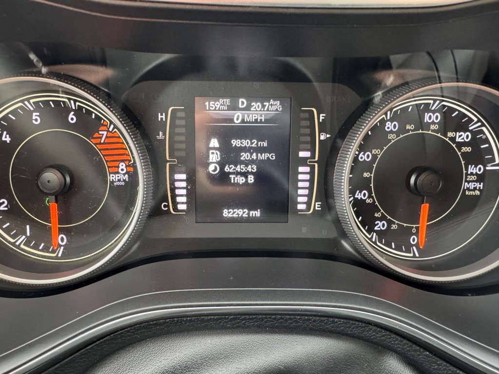 2019 Jeep Cherokee Image 14