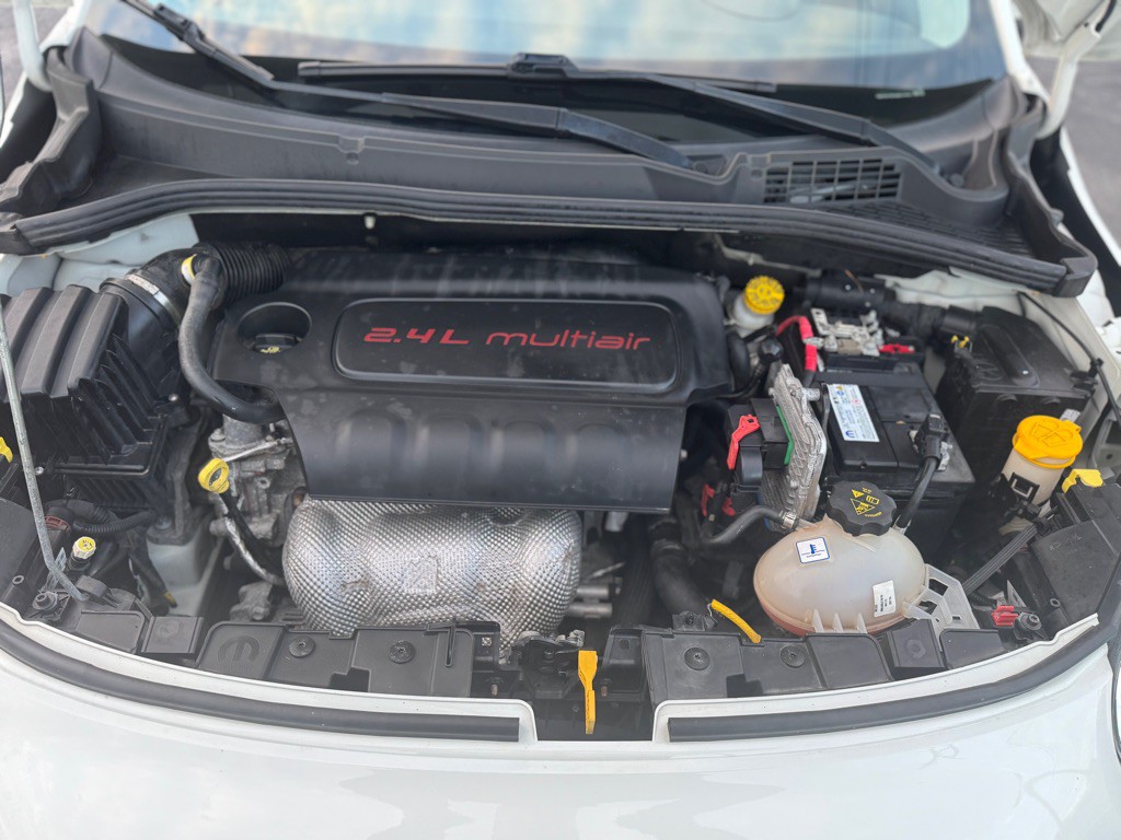 2017 FIAT 500 Image 26