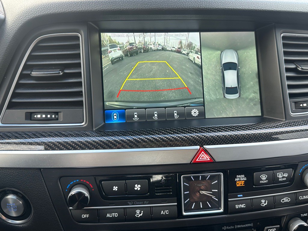 2018 Genesis G80 Image 13