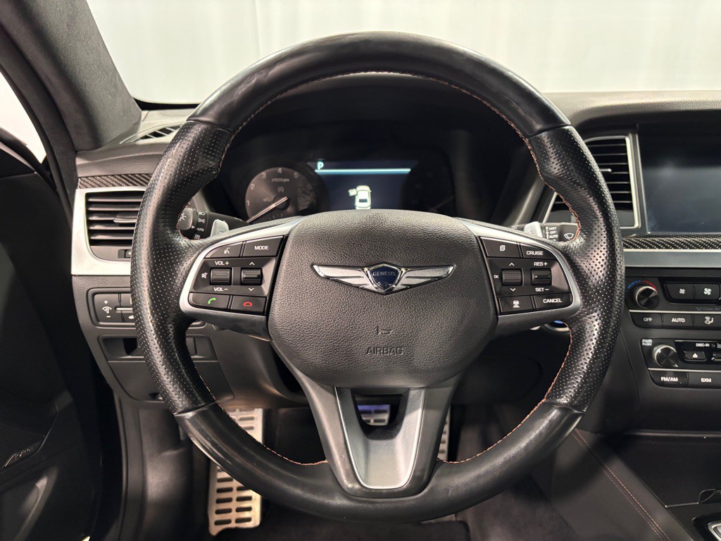 2018 Genesis G80 Image 18