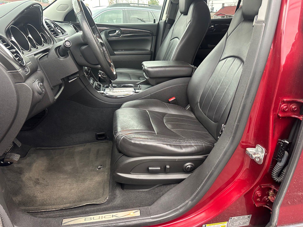 2015 Buick Enclave Image 13