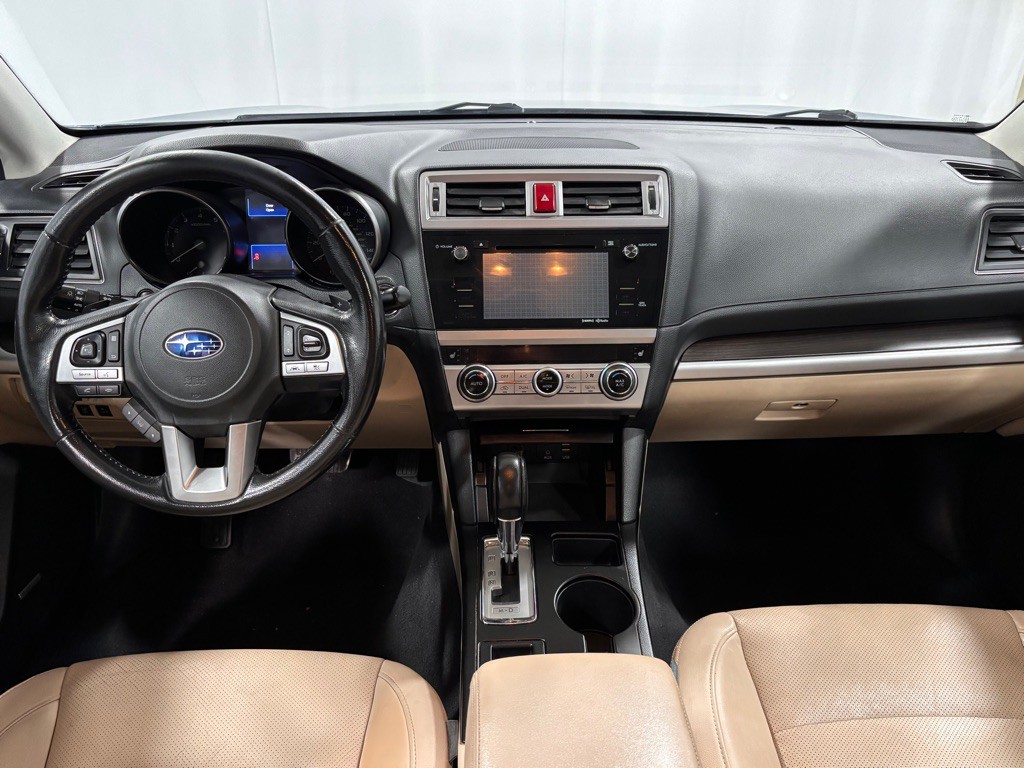 2016 Subaru Legacy Image 10