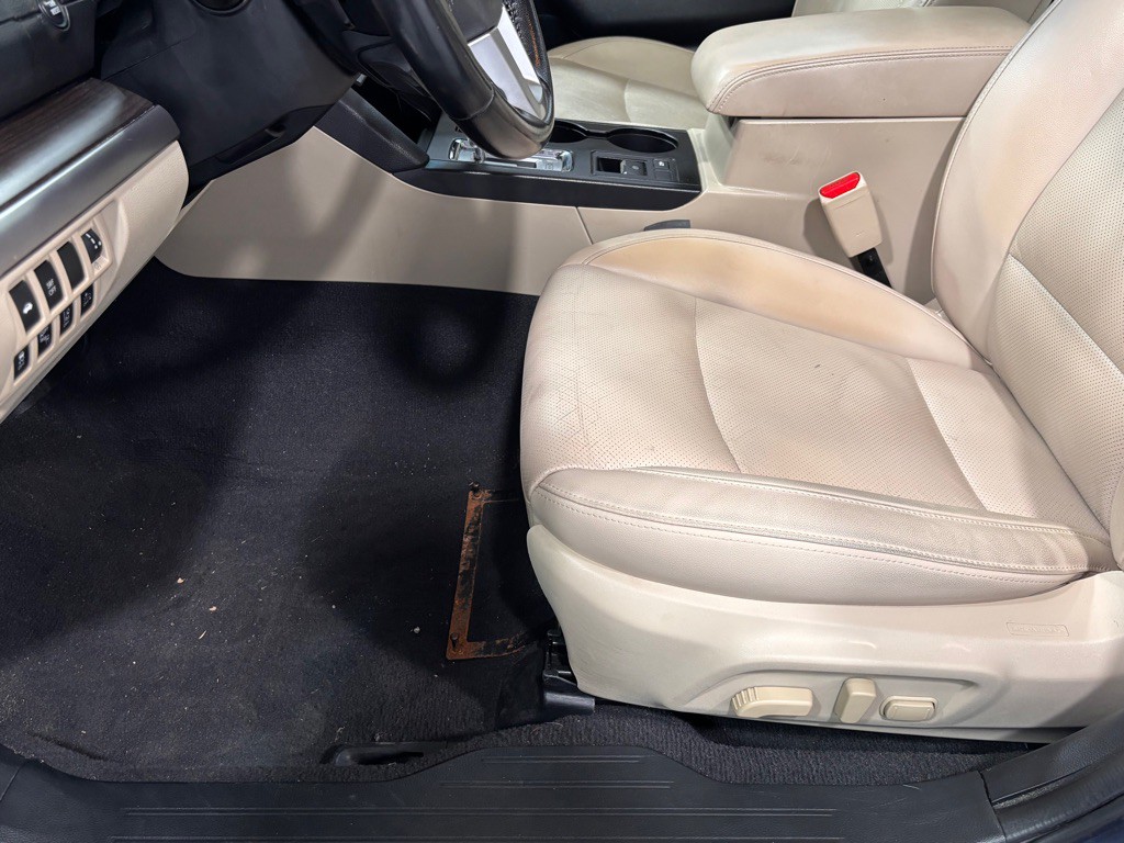 2016 Subaru Legacy Image 11