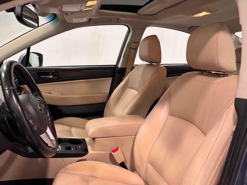 2016 Subaru Legacy Image 12