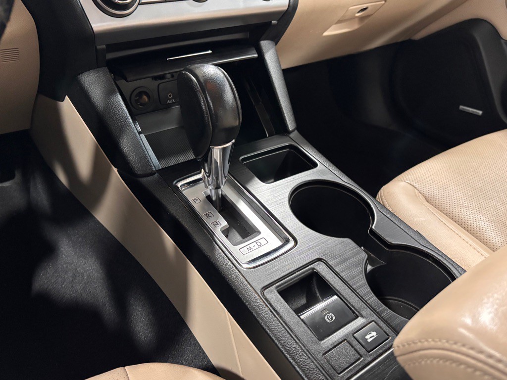 2016 Subaru Legacy Image 17