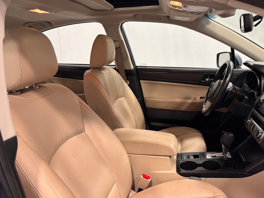 2016 Subaru Legacy Image 21