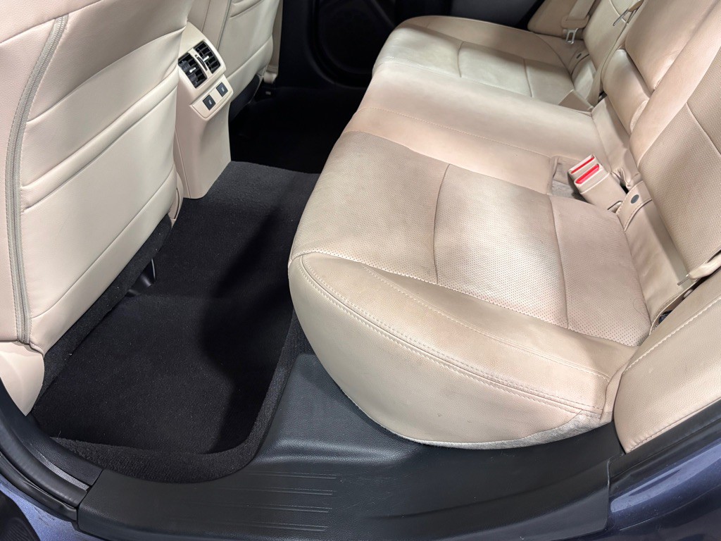 2016 Subaru Legacy Image 23