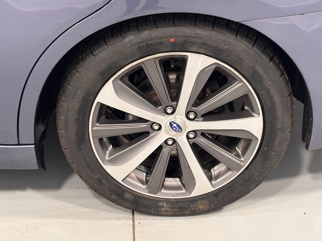 2016 Subaru Legacy Image 33