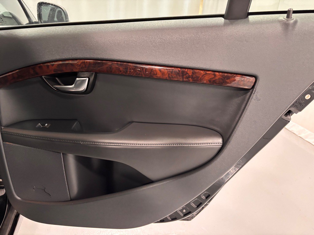 2016 Volvo S80 Image 28