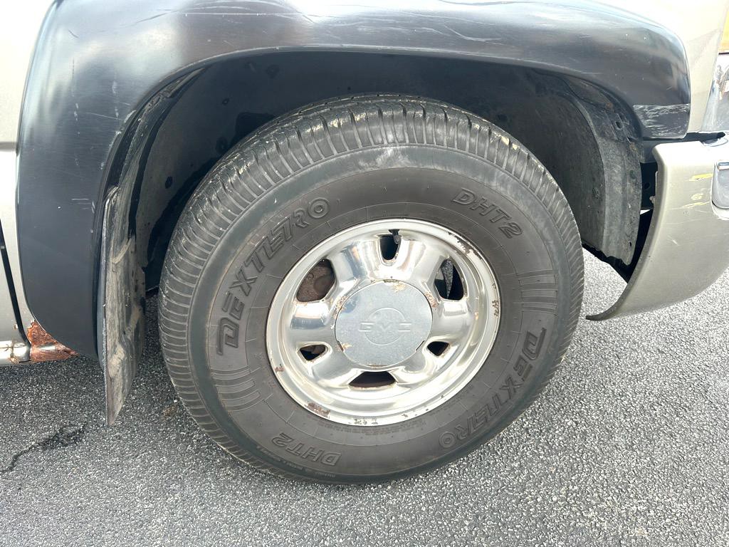 2003 GMC Sierra Image 9