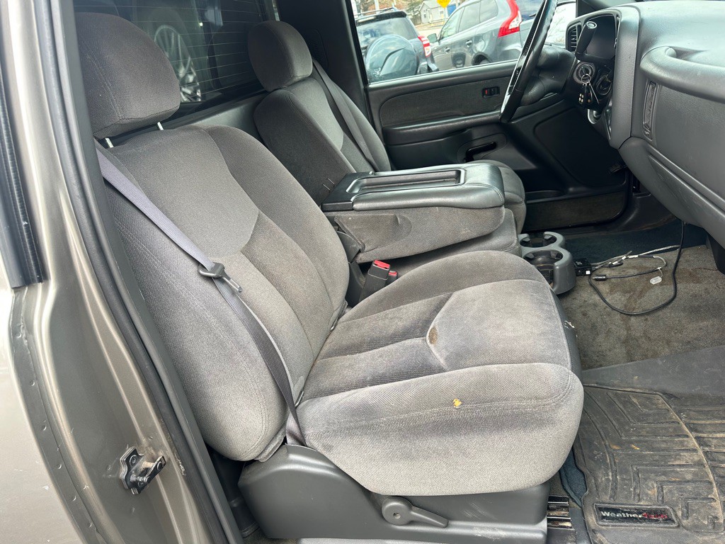 2003 GMC Sierra Image 16