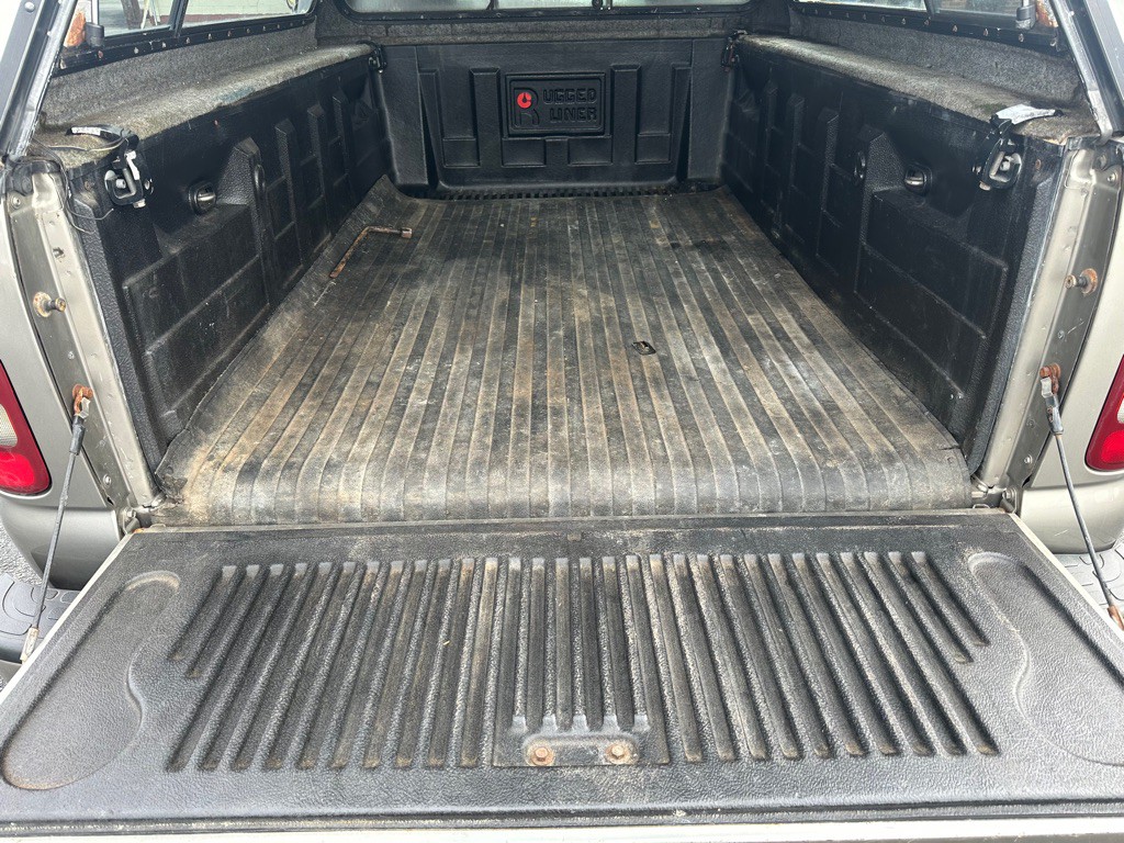 2003 GMC Sierra Image 22