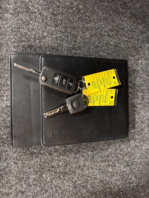 2013 Volkswagen Golf Image 34