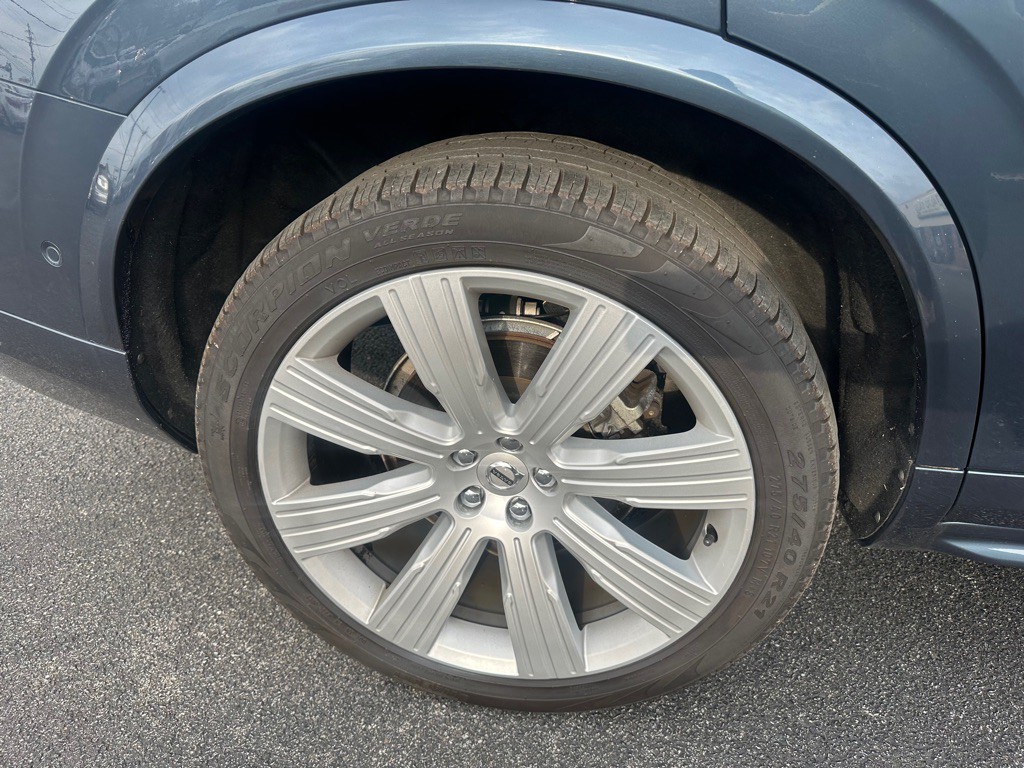 2021 Volvo XC90 Image 19