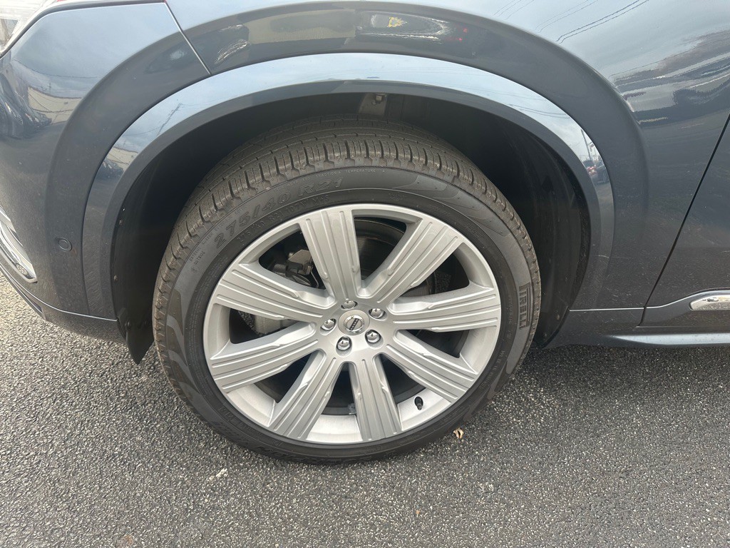 2021 Volvo XC90 Image 21