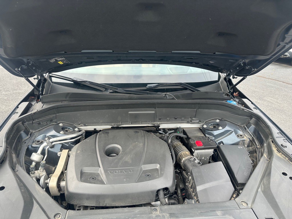 2021 Volvo XC90 Image 24