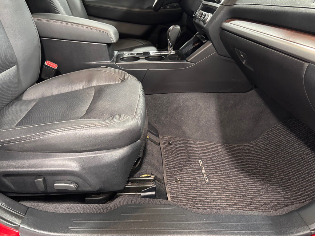 2017 Subaru Outback Image 18