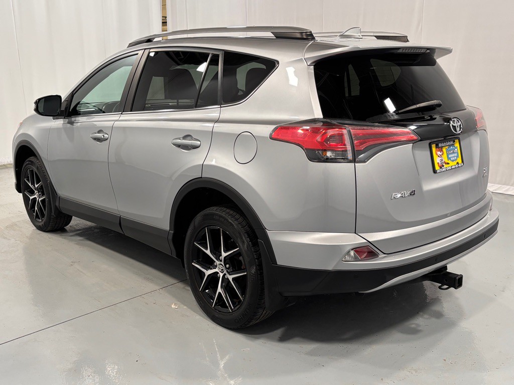 2017 Toyota Rav4 Image 7