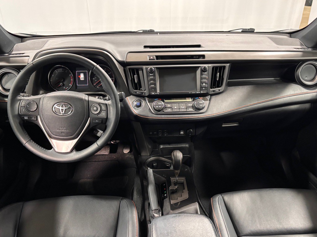 2017 Toyota Rav4 Image 10