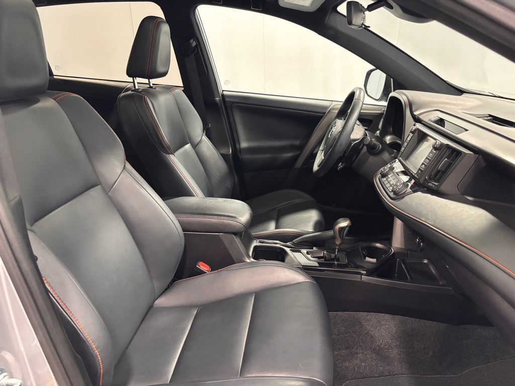 2017 Toyota Rav4 Image 19