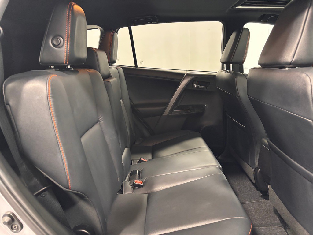 2017 Toyota Rav4 Image 25