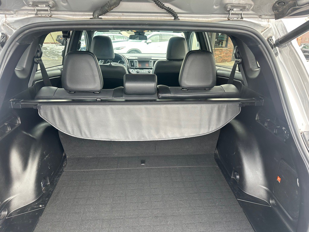 2017 Toyota Rav4 Image 37
