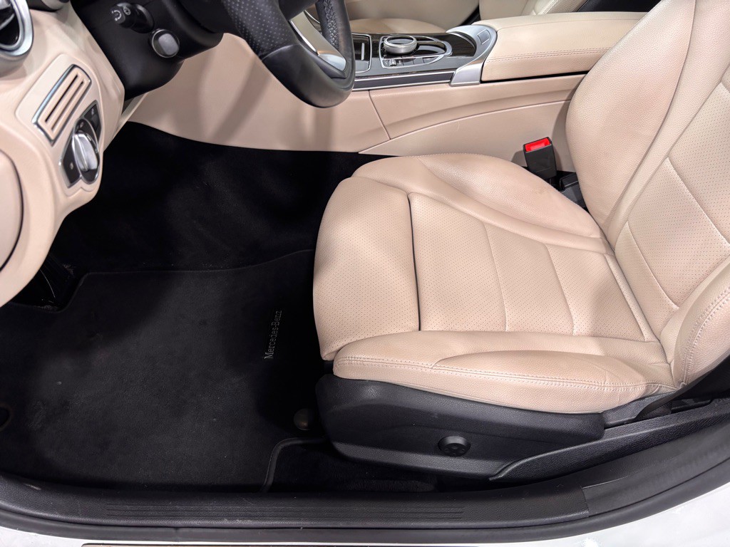 2017 Mercedes-Benz C-Class Image 11