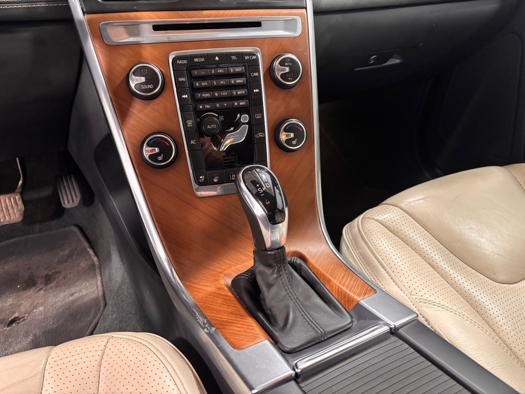 2014 Volvo XC60 Image 14