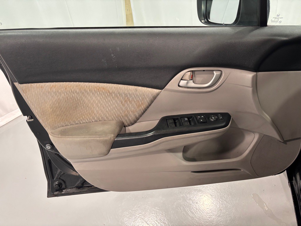 2014 Honda Civic Image 16