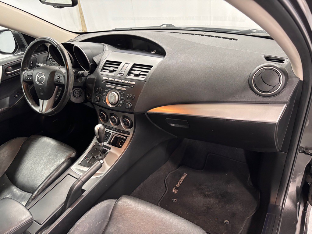 2010 Mazda Mazda3 Image 17