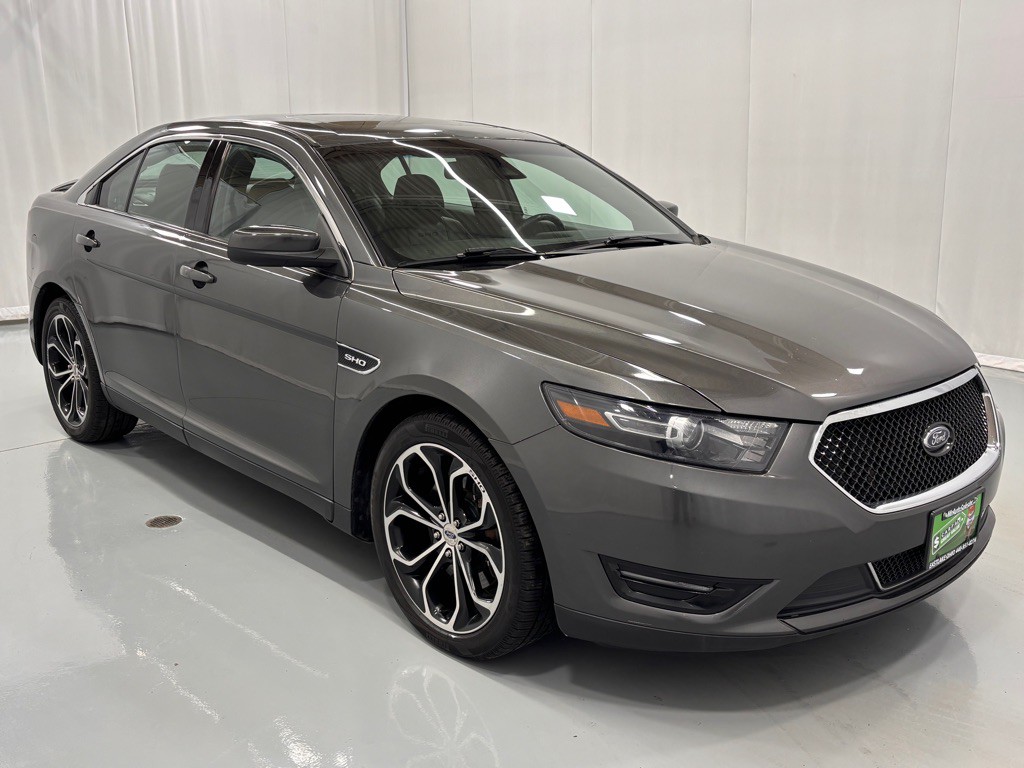 2018 Ford Taurus Image 3
