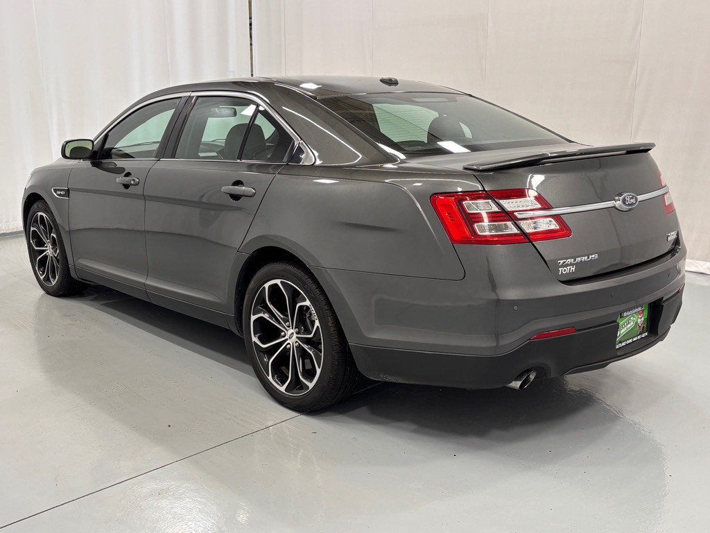 2018 Ford Taurus Image 7